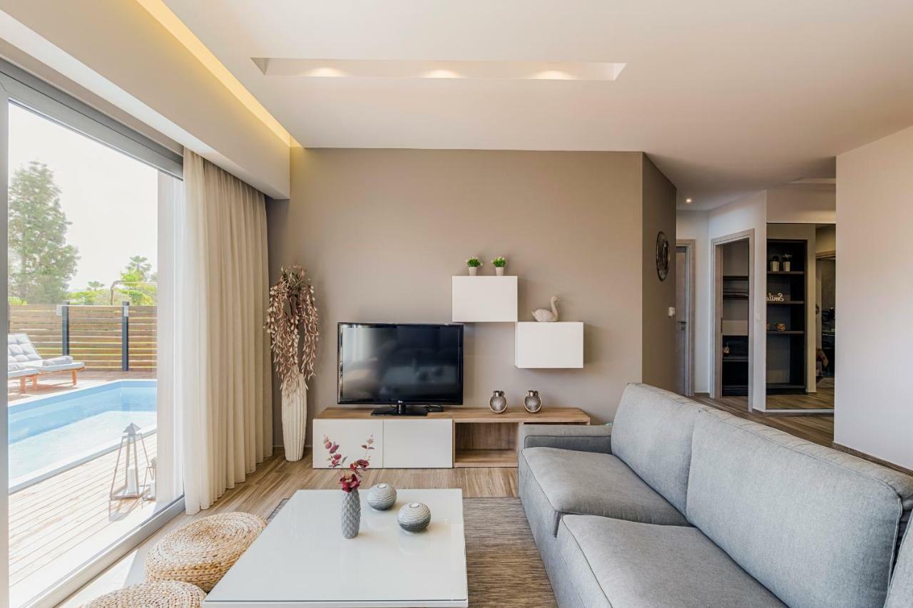 Nastazia Luxury Beach House Ialysos  Bagian luar foto